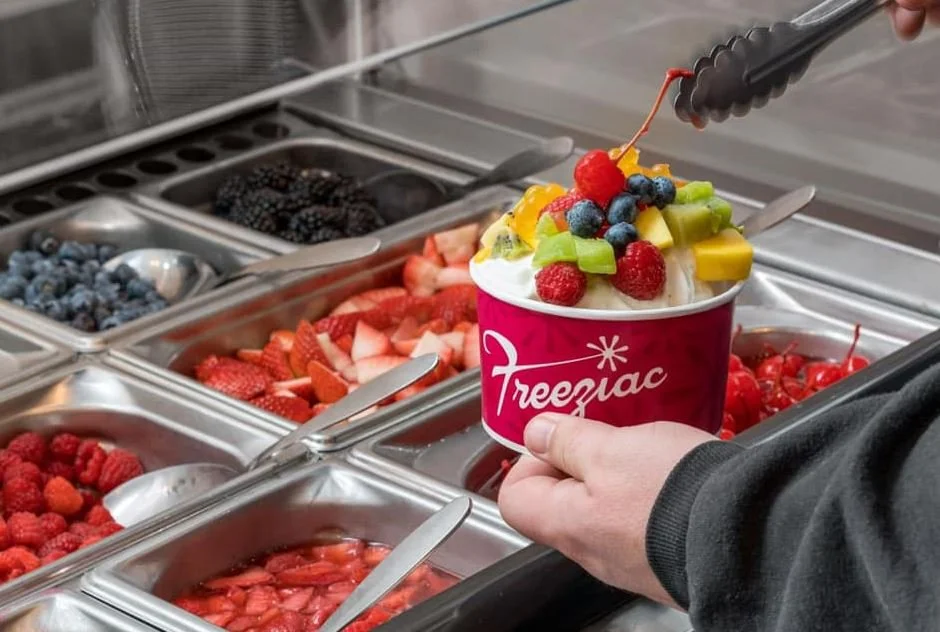 Freeziac Frozen Yogurt Shop Eden Prairie, MN